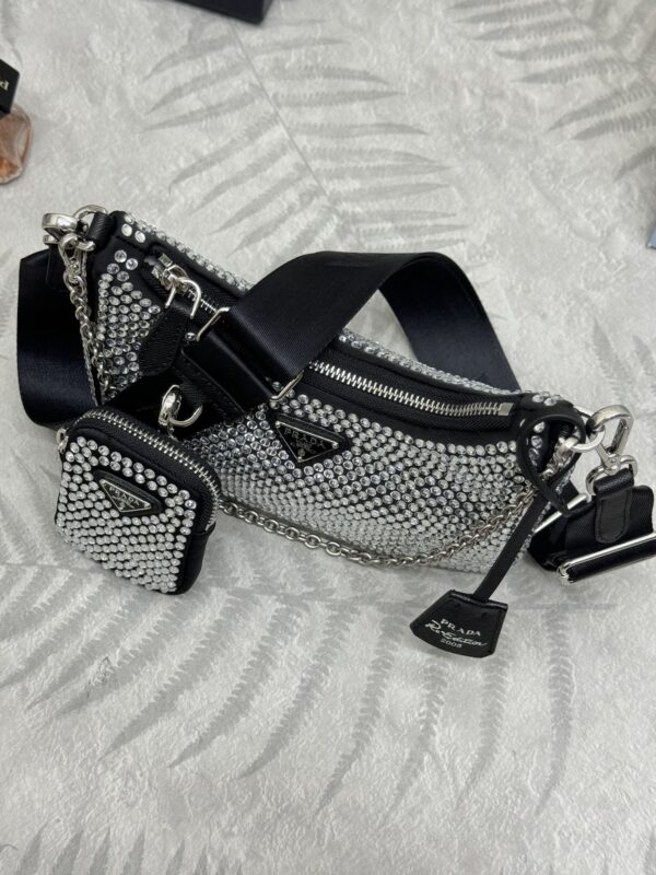 Replica Prada Re-Edition 2005 Diamond White - high-quality designer bag clone