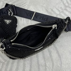 Replica Prada Re-Edition 2005 Diamond Black - realistic designer-inspired fake bag