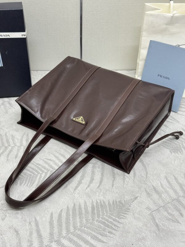 Replica Prada Antique Nappa Tote Dark Brown - realistic designer-inspired fake bag