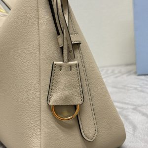 Replica Prada Prada Aimée Large Milk Tea - ultra-realistic fake designer tote