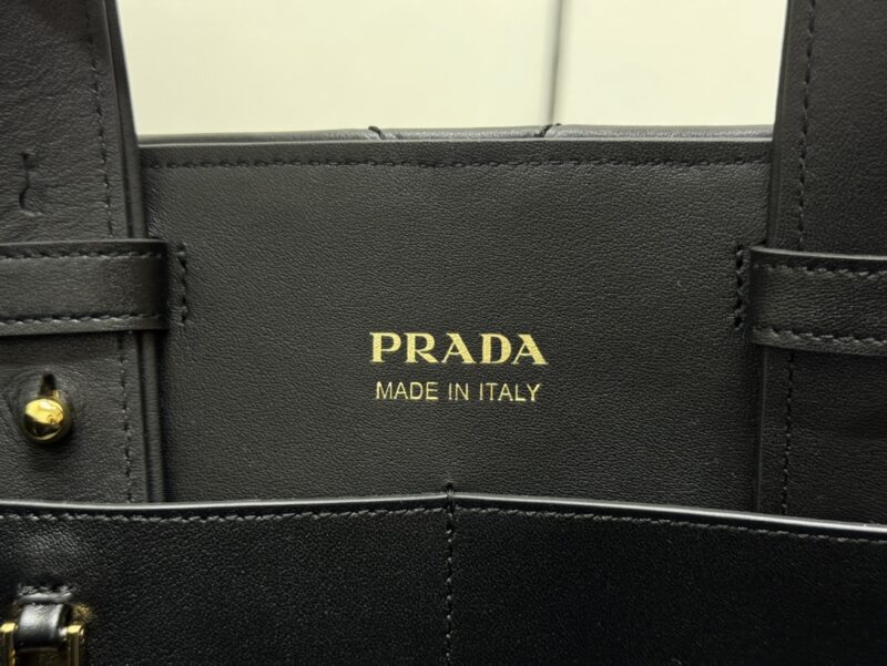 Replica Prada Tote Bag Black - realistic designer-inspired fake bag