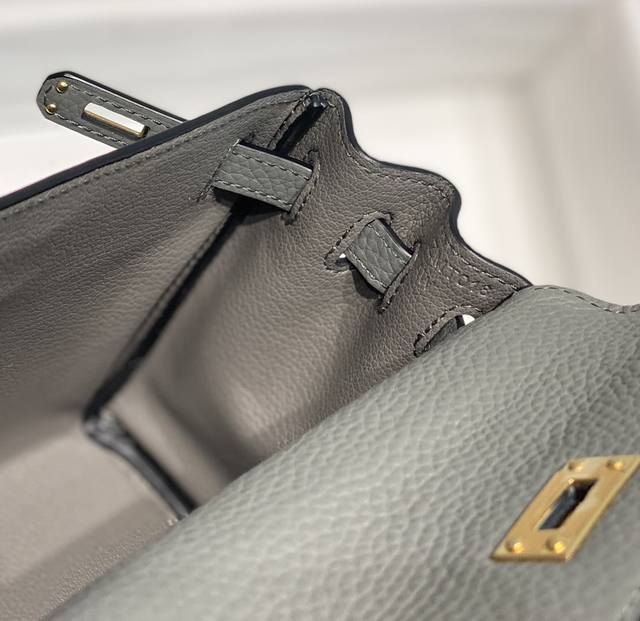 Replica Hermes Kelly Mini Cumulonimbus Gray - realistic designer-inspired fake bag