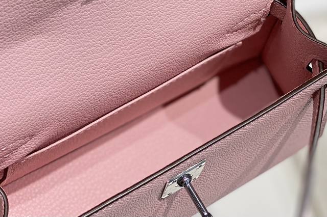 Replica Hermes Kelly Pink - realistic designer-inspired fake bag