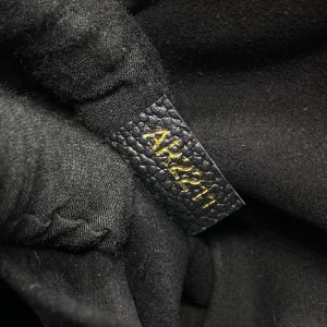 Replica LV OnTheGo East West Black - top-tier luxury replica shoulder bag