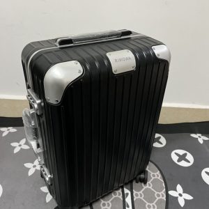 Replica Rimowa Hybrid Suitcase - near-authentic luxury replica handbag