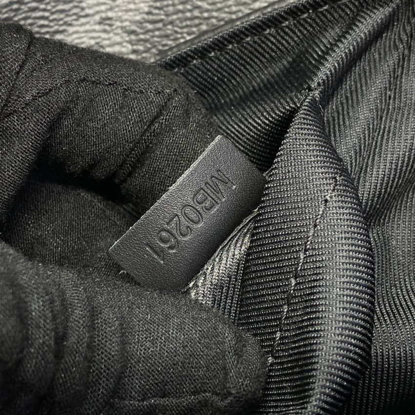 Replica Louis Vuitton Steamer Black - realistic designer-inspired fake bag