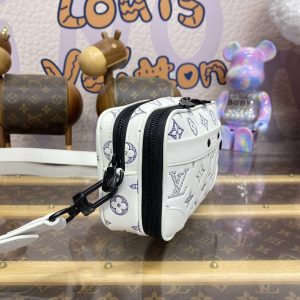 Replica Louis Vuitton Alpha Messenger White Canvas - realistic designer-inspired fake bag