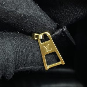 Replica Louis Vuitton Twist Black - high-accuracy replica luxury purse