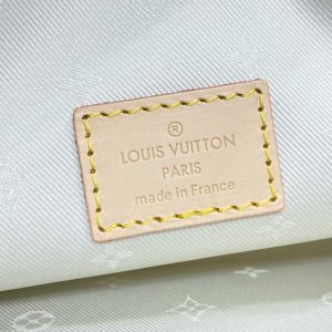 Replica Louis Vuitton Wallet on Chain Ivy White - best-selling designer handbag dupe