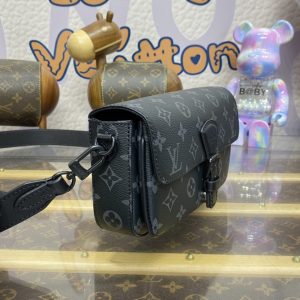 Replica Louis Vuitton Wearable Wallet Black - premium 1:1 fake handbag model