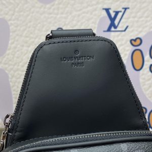 Replica Louis Vuitton Avenue Slingbag Black - authentic-look luxury purse replica
