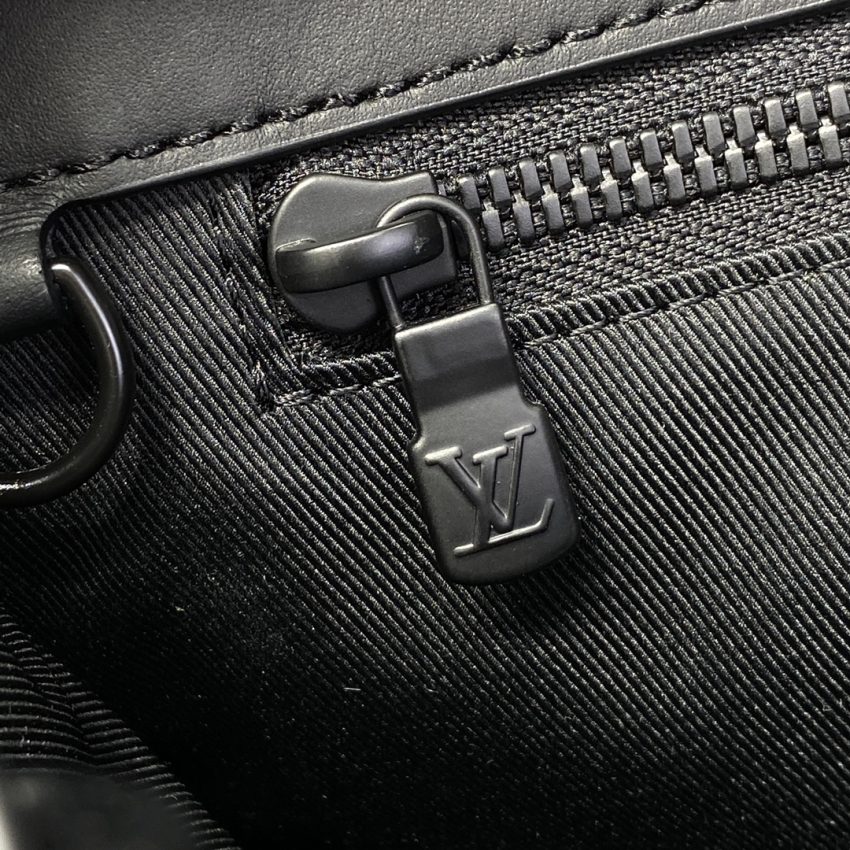 Replica Louis Vuitton Sac Plat Black - realistic designer-inspired fake bag