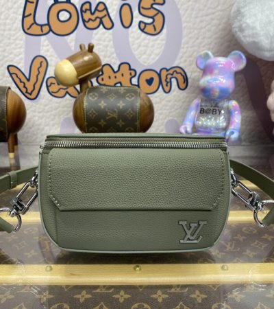 Replica Louis Vuitton Pilot Wearable Wallet Green - 1:1 designer replica handbag