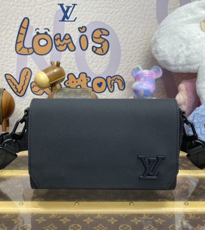 Replica Louis Vuitton Takeoff Messenger Black - top-rated replica designer bag