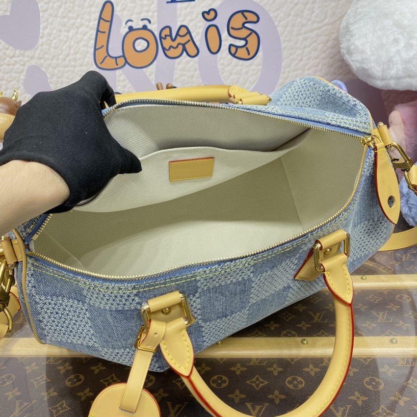 Replica Louis Vuitton Speedy Bandouliere 40 - premium-grade designer purse dupe