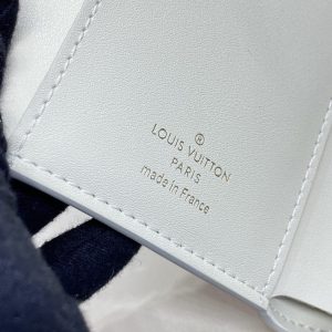 Replica Loius Vuitton Capucines Compact Wallet White - premium-grade designer purse dupe