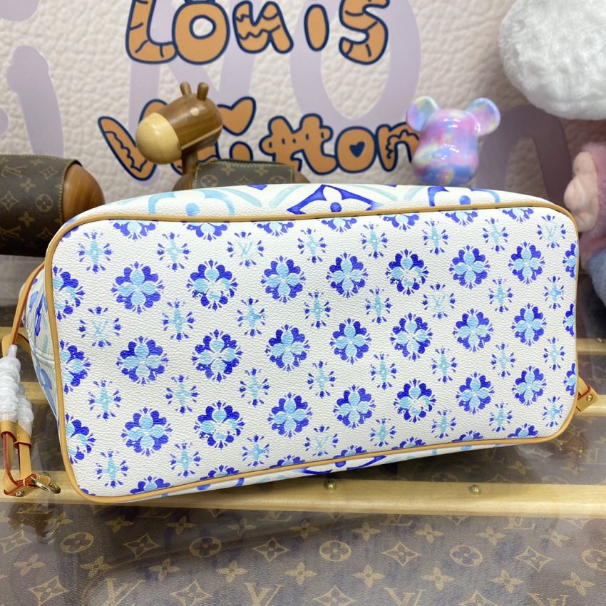 Replica Louis Vuitton Neverfull MM Bue - realistic designer-inspired fake bag