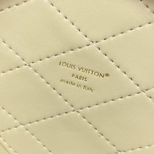 Replica Louis Vuitton Scott - ultra-realistic fake designer tote