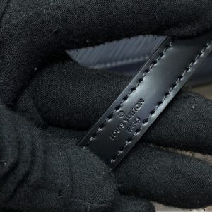 Replica Louis Vuitton Twist West - authentic-look luxury purse replica