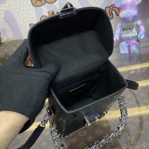 Replica Louis Vuitton Camera Box Black II - best-selling designer handbag dupe