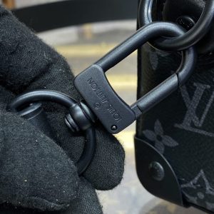 Replica Louis Vuitton Soul Trunk Cross-Body Black - ultra-realistic fake designer tote