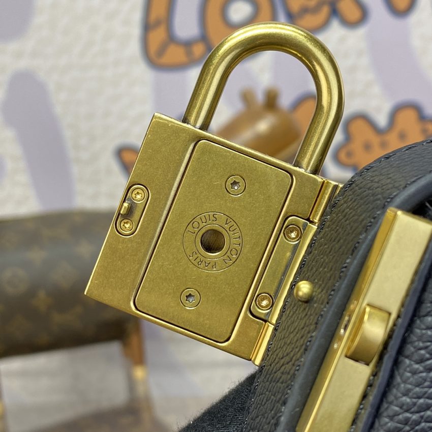 Replica Louis Vuitton Bumbag Low Key Black - near-authentic luxury replica handbag