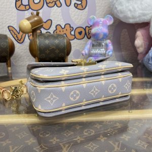 Replica Louis Vuitton Pochette Metis East West Grey - top-tier luxury replica shoulder bag