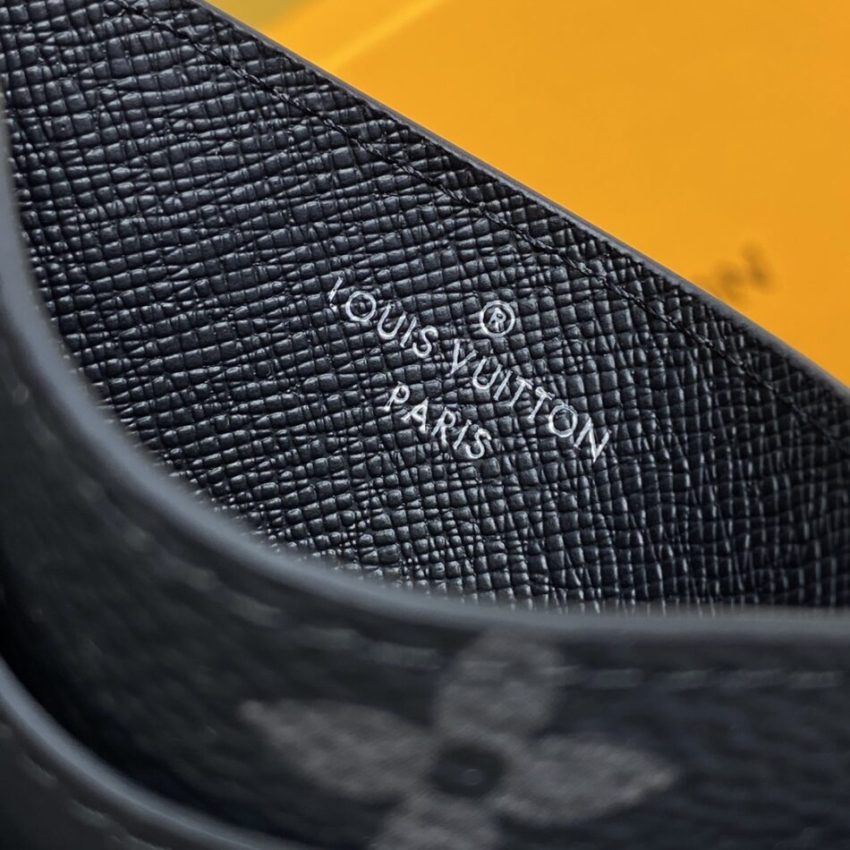 Replica Louis Vuitton Card Holder Black - top-tier luxury replica shoulder bag