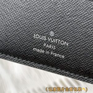 Replica Louis Vuitton Marco Wallet Black - authentic-look luxury purse replica