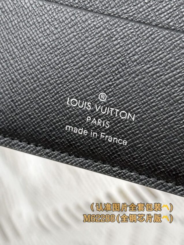 Replica Louis Vuitton Marco Wallet Black - authentic-look luxury purse replica