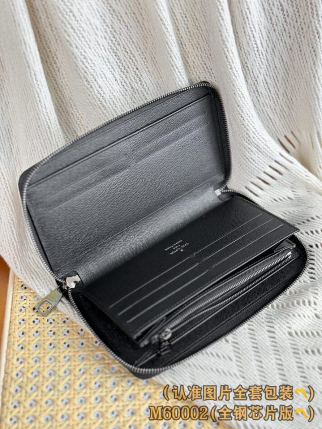 Replica Louis Vuitton Zippy Wallet Black - best-selling designer handbag dupe