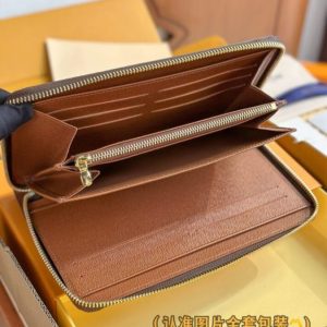 Replica Louis Vuitton Zippy Wallet - high-accuracy replica luxury purse