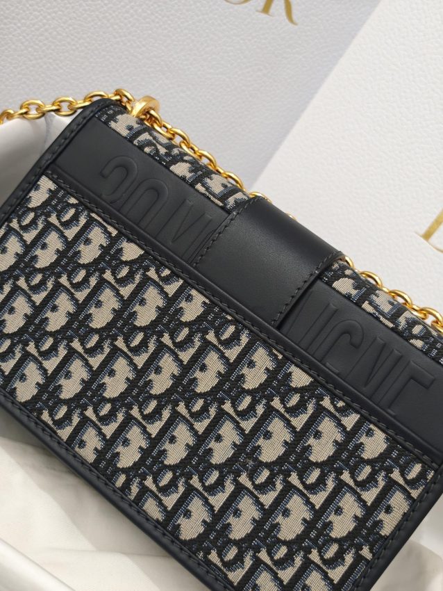 Replica Dior 30 Montaigne On Chain - high-accuracy replica luxury purse
