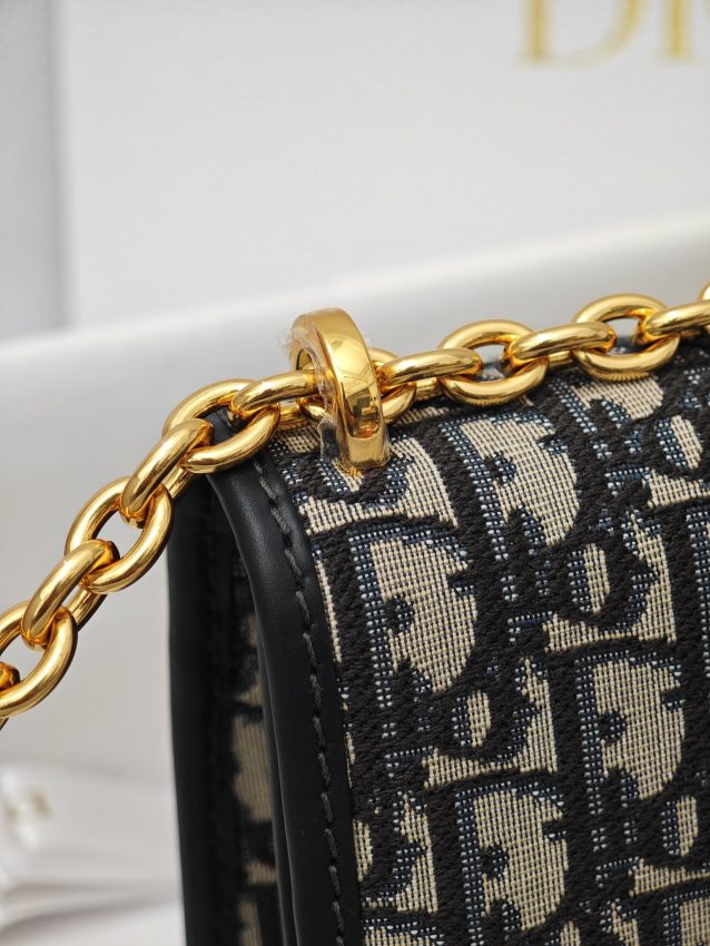 Replica Dior 30 Montaigne On Chain - top-rated replica designer bag