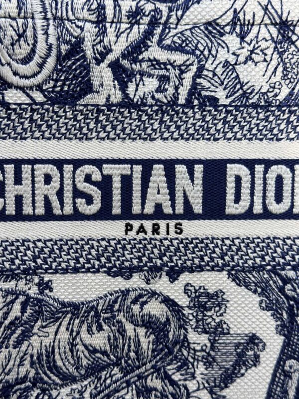 Replica Dior Tote Book Blue Tiger - top-tier luxury replica shoulder bag