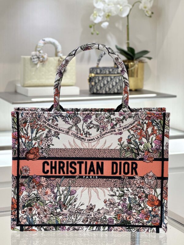 Replica Dior Tote Book Sunflower Spring - best quality luxury bag dupe