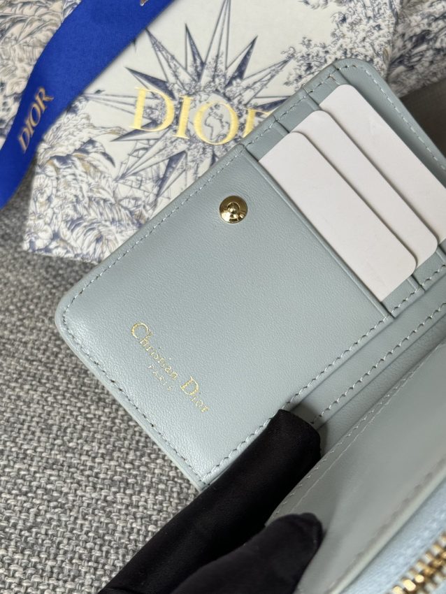 Replica Dior Caro Patent Wallet - authentic-look luxury purse replica