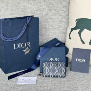 Replica Dior Coin Purse - ultra-realistic fake designer tote