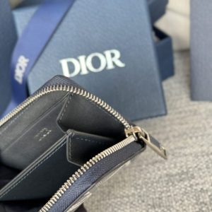 Replica Dior Coin Purse - realistic designer-inspired fake bag