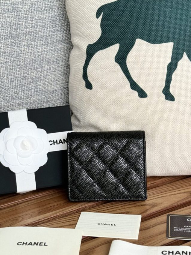 Replica Chanel Compact Bifold Wallet - realistic designer-inspired fake bag