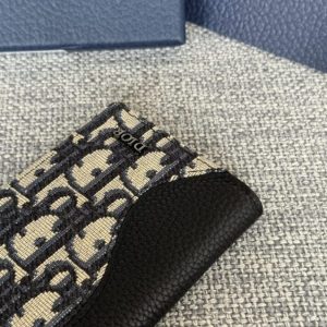 Replica Dior Bi Fold Card Holder - ultra-realistic fake designer tote