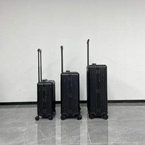 Replica Rimowa Original Suitcase Black - ultra-realistic fake designer tote