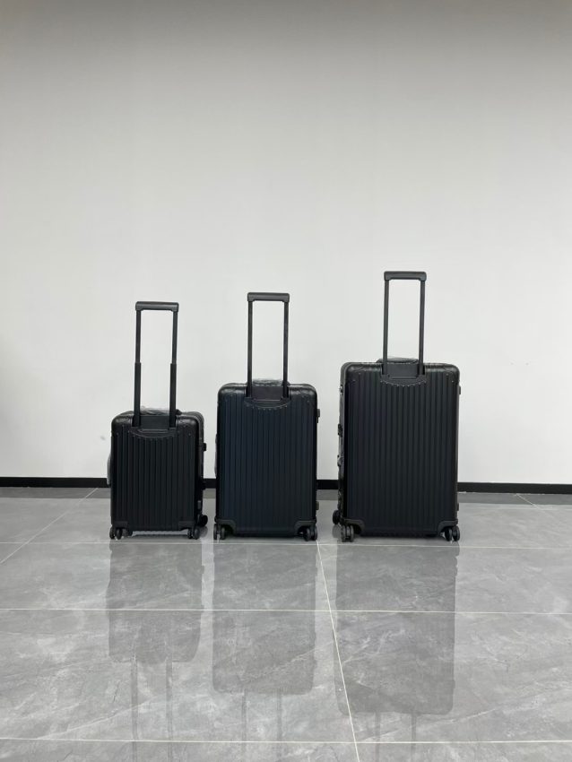 Replica Rimowa Original Suitcase Black - best quality luxury bag dupe