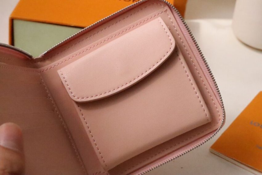 Replica Louis Vuitton Zipper Coin Purse Pink - best quality luxury bag dupe