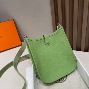 Replica Hermes Evelyne II TPM Light Green - high-end fake designer purse
