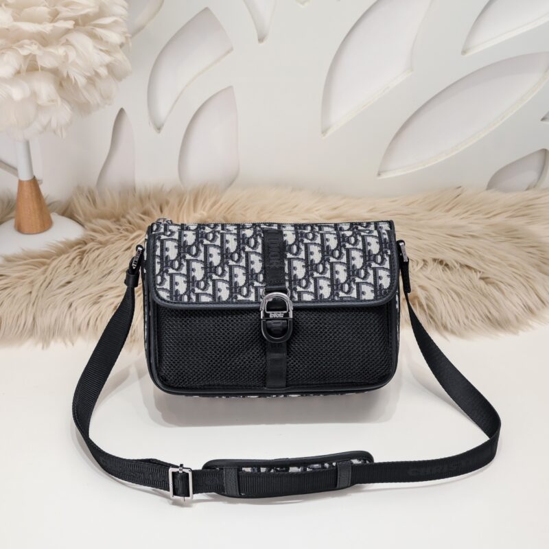 Replica Dior 8 Bag Mini With Strap - best-selling designer handbag dupe