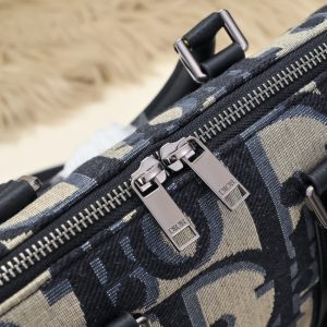 Replica Dior Weekender 25 - high-quality designer bag clone