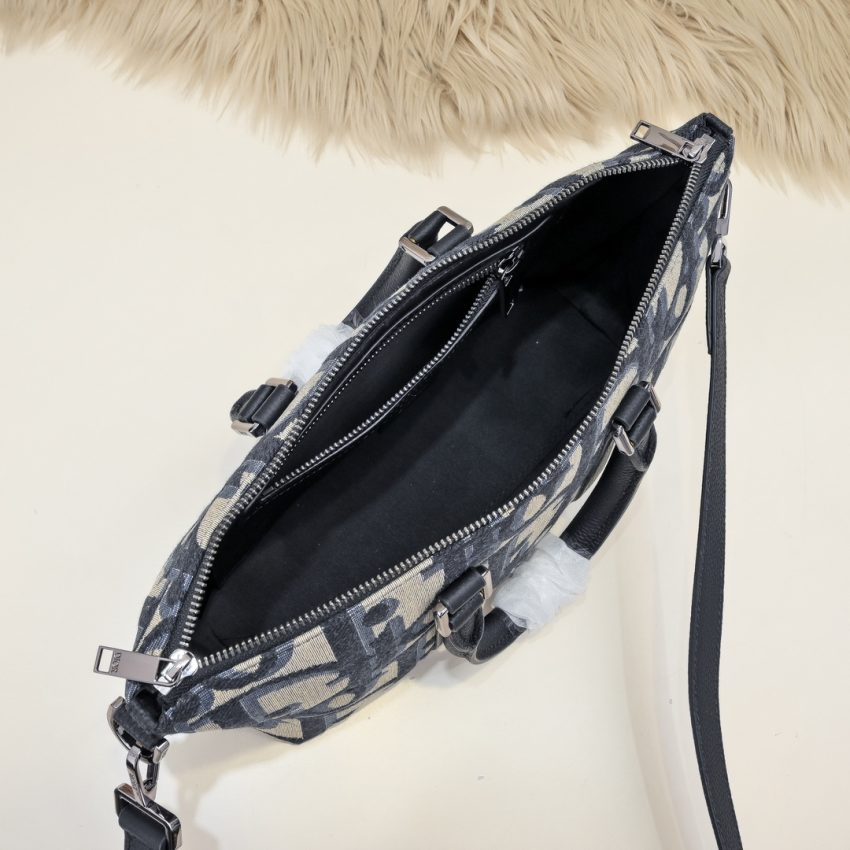 Replica Dior Weekender 25 - ultra-realistic fake designer tote