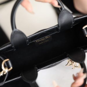 Replica Dior Tote Book Mini Black - top-tier luxury replica shoulder bag