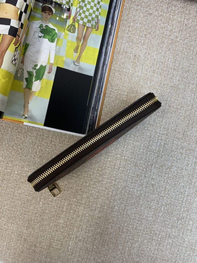 Replica Louis Vuitton Zippy Wallet Monogram - authentic-look luxury purse replica